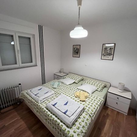 Apartment Popeye Макарска Экстерьер фото